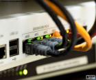 Ethernet hub'ı ve ağ kabloları
